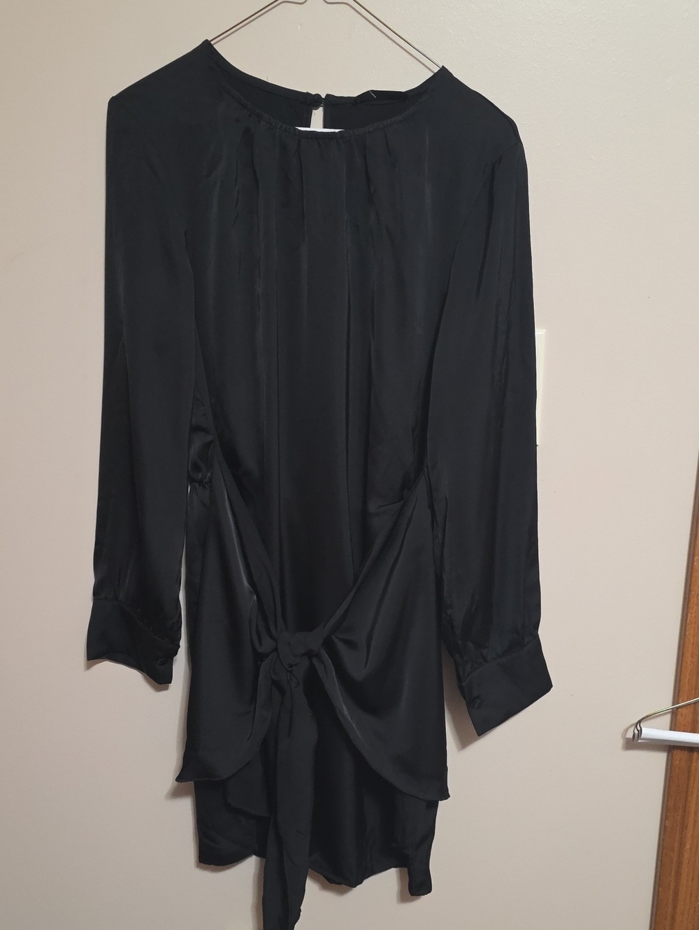 Black Long-Sleeve Tie-Front Dress - Sleek Evening Style